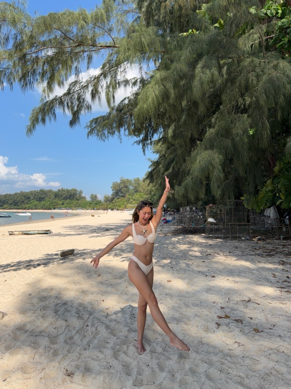 Dippin' Daisy's Cream Underwire Bikini Set